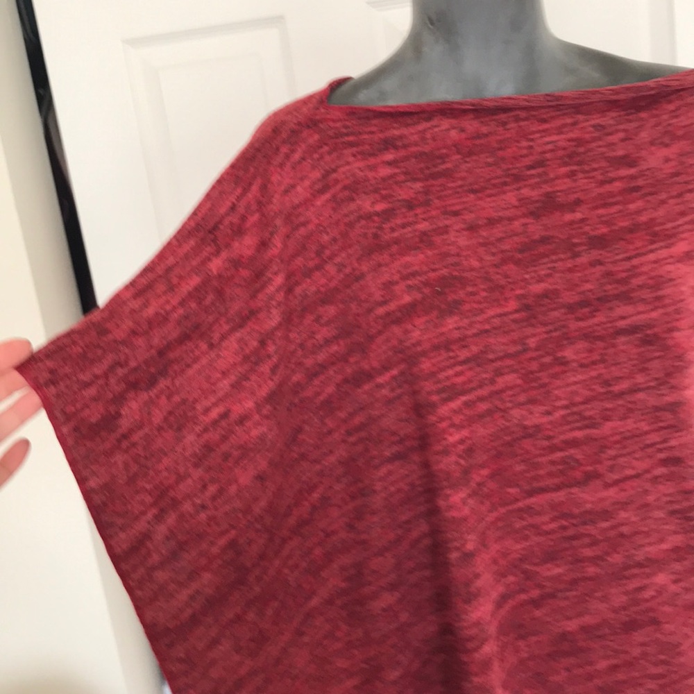 Poncho - Picture 4 of 6